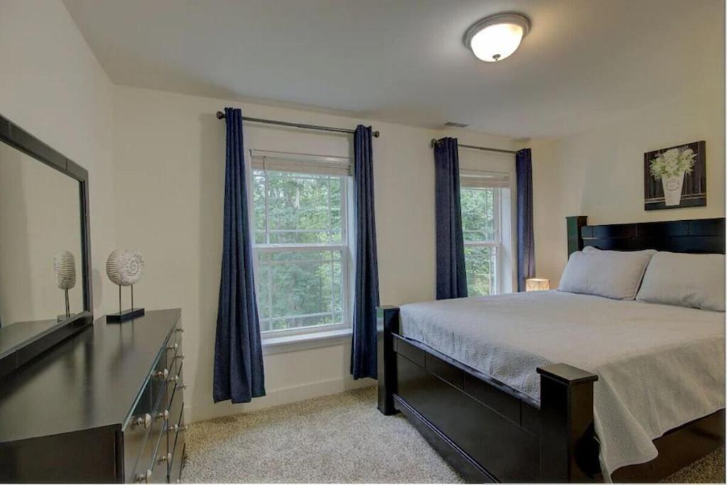 Lazy Bear-Hottub, Pet Friendly, Private Home Just 15 Minutes To Asheville.. Fairview Esterno foto