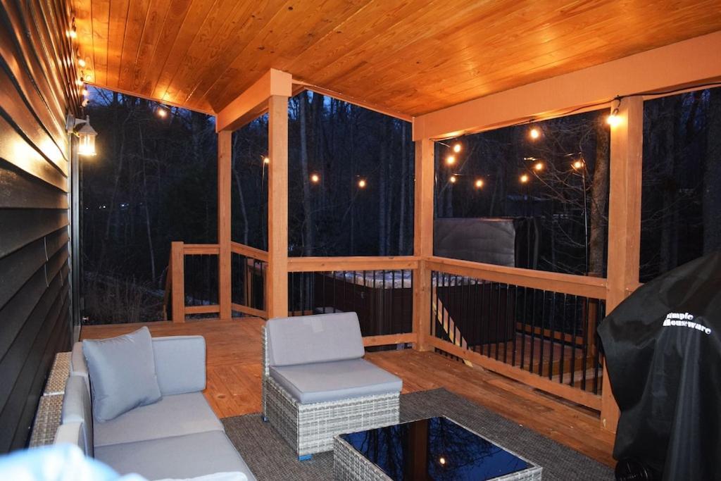 Lazy Bear-Hottub, Pet Friendly, Private Home Just 15 Minutes To Asheville.. Fairview Esterno foto